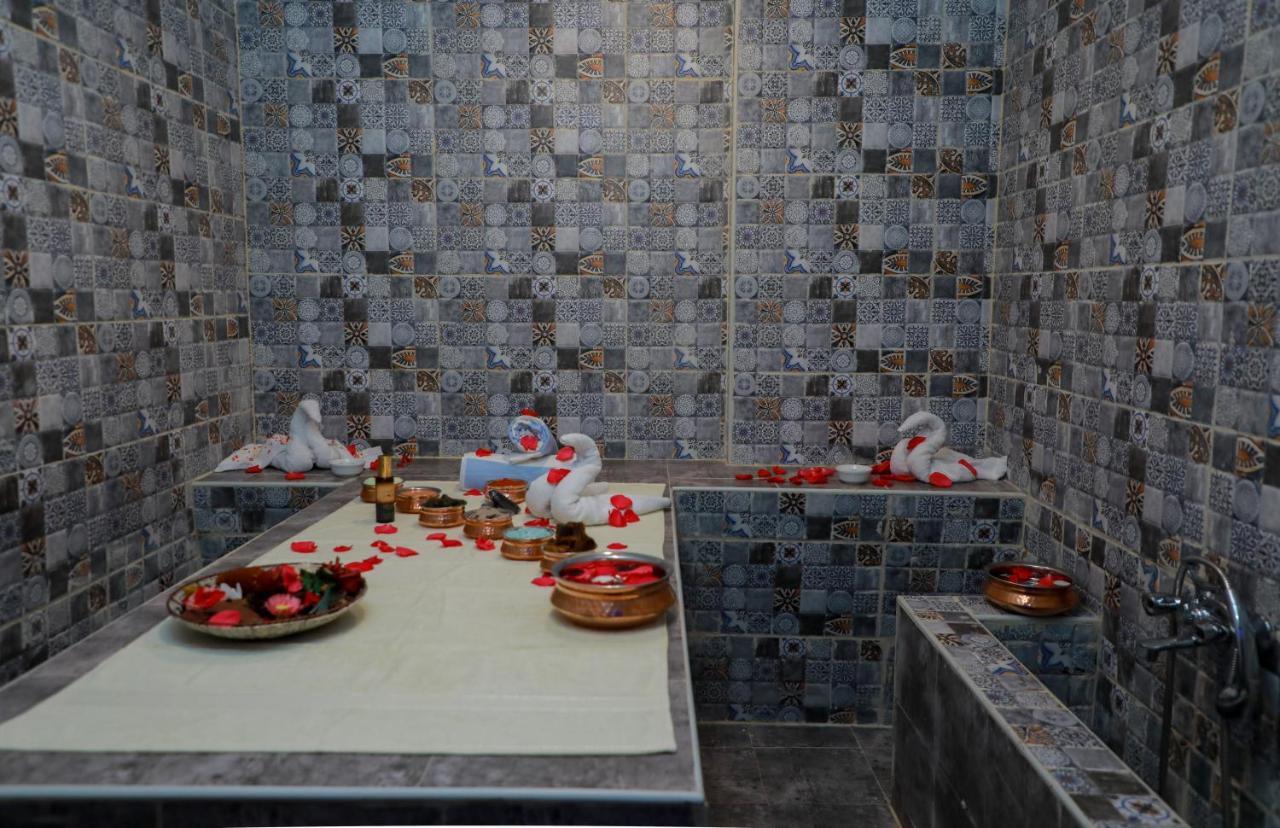 Loumage Suites And Spa Al Manamah Esterno foto