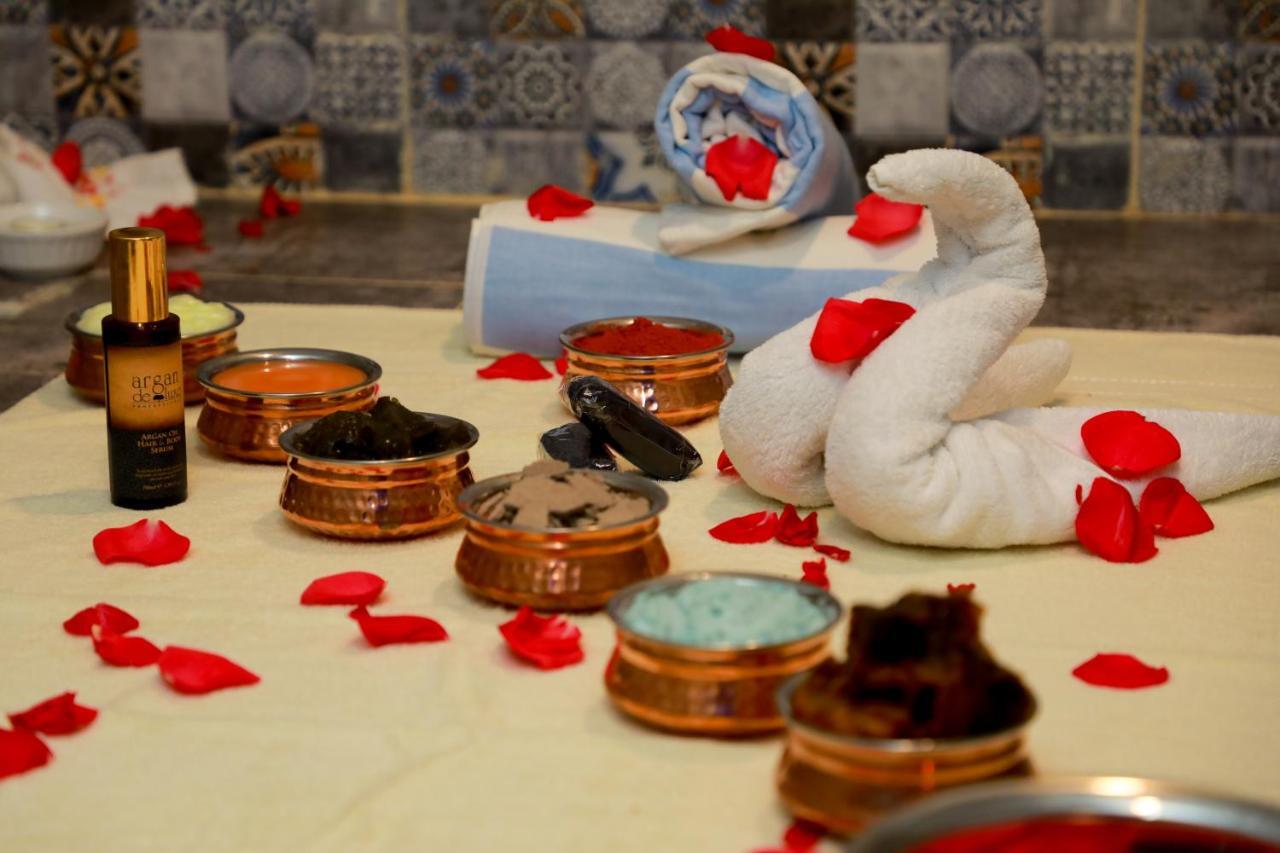Loumage Suites And Spa Al Manamah Esterno foto
